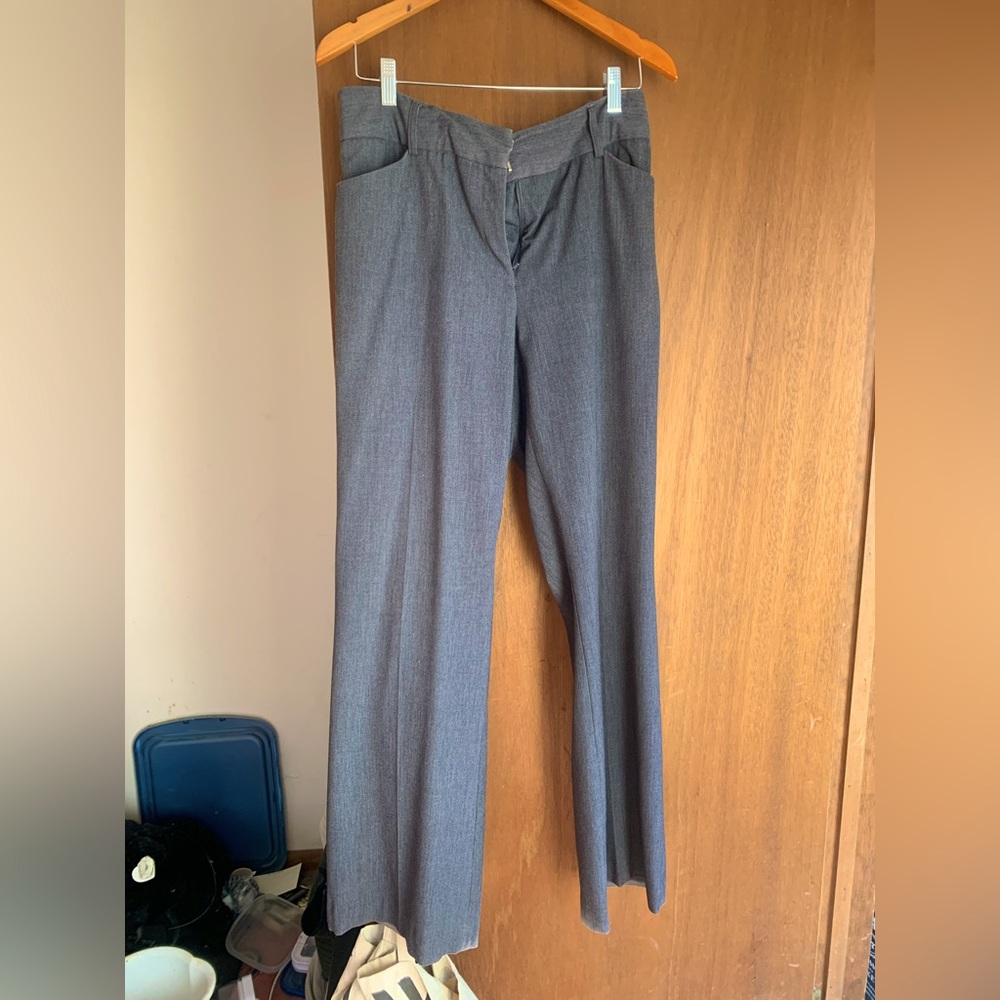 Style and Co spandex gray dress pants. Classy fit and look